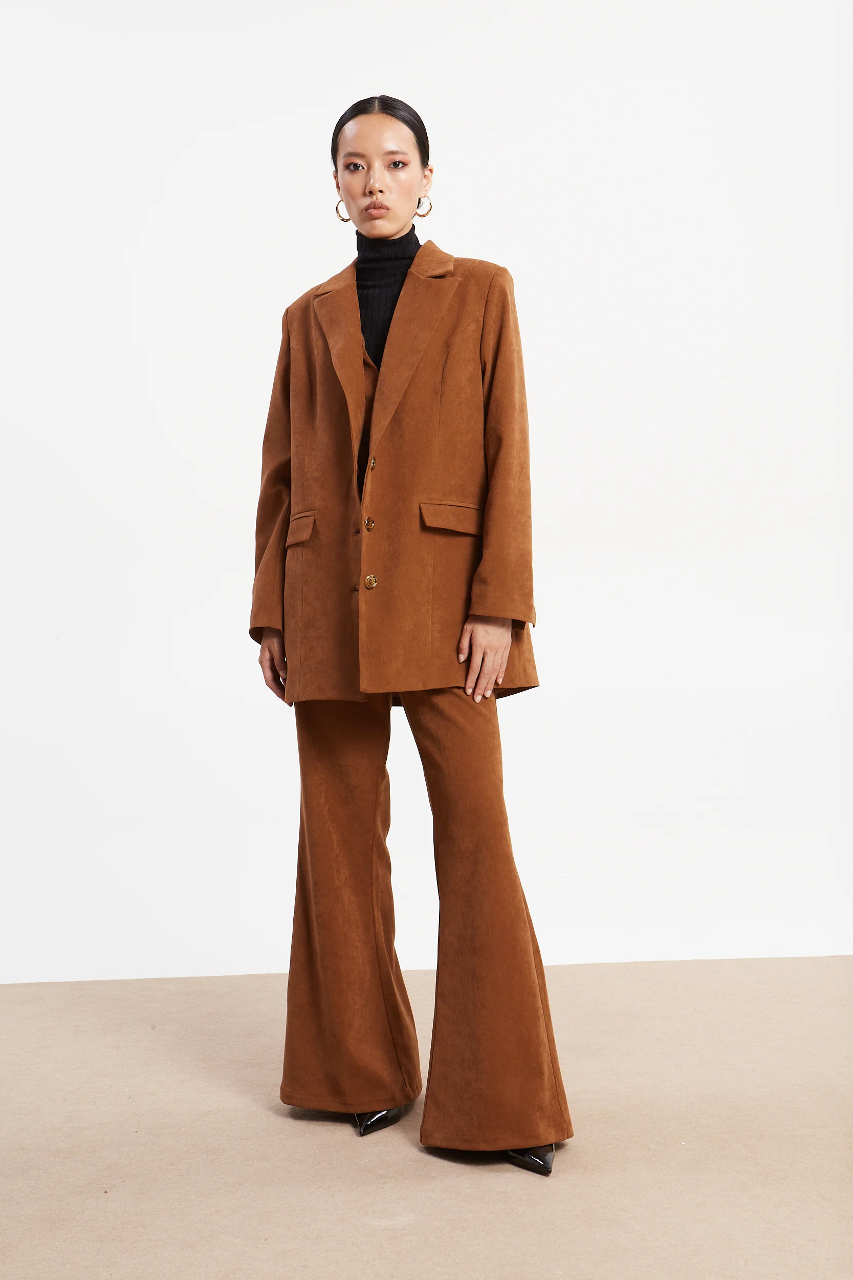 Andrea oversized camel blazer - Image 4